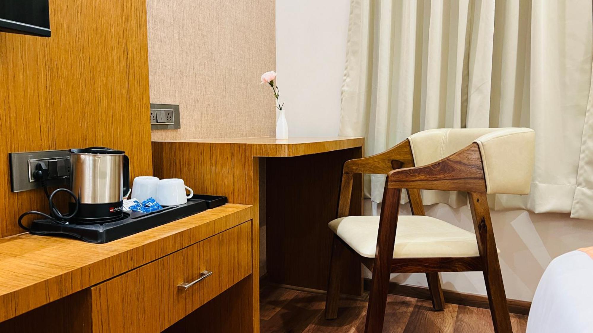 Hotel Aashraya Dod Jala Kültér fotó
