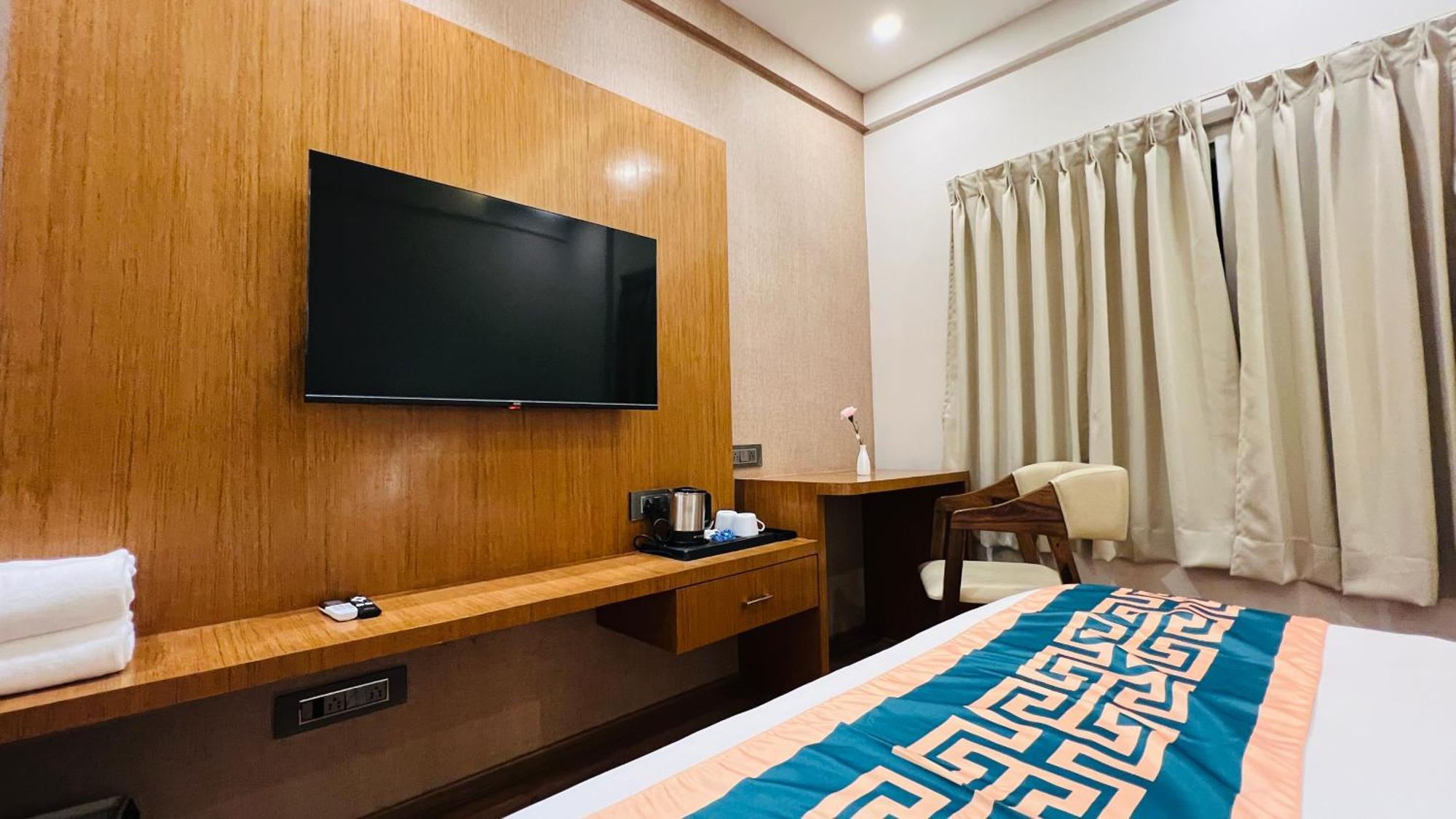 Hotel Aashraya Dod Jala Kültér fotó