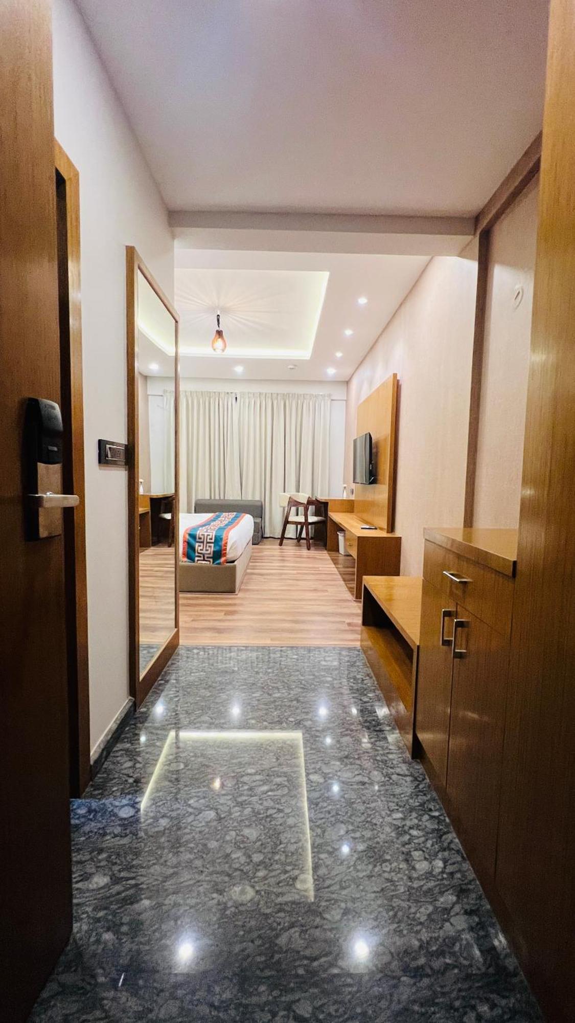 Hotel Aashraya Dod Jala Kültér fotó